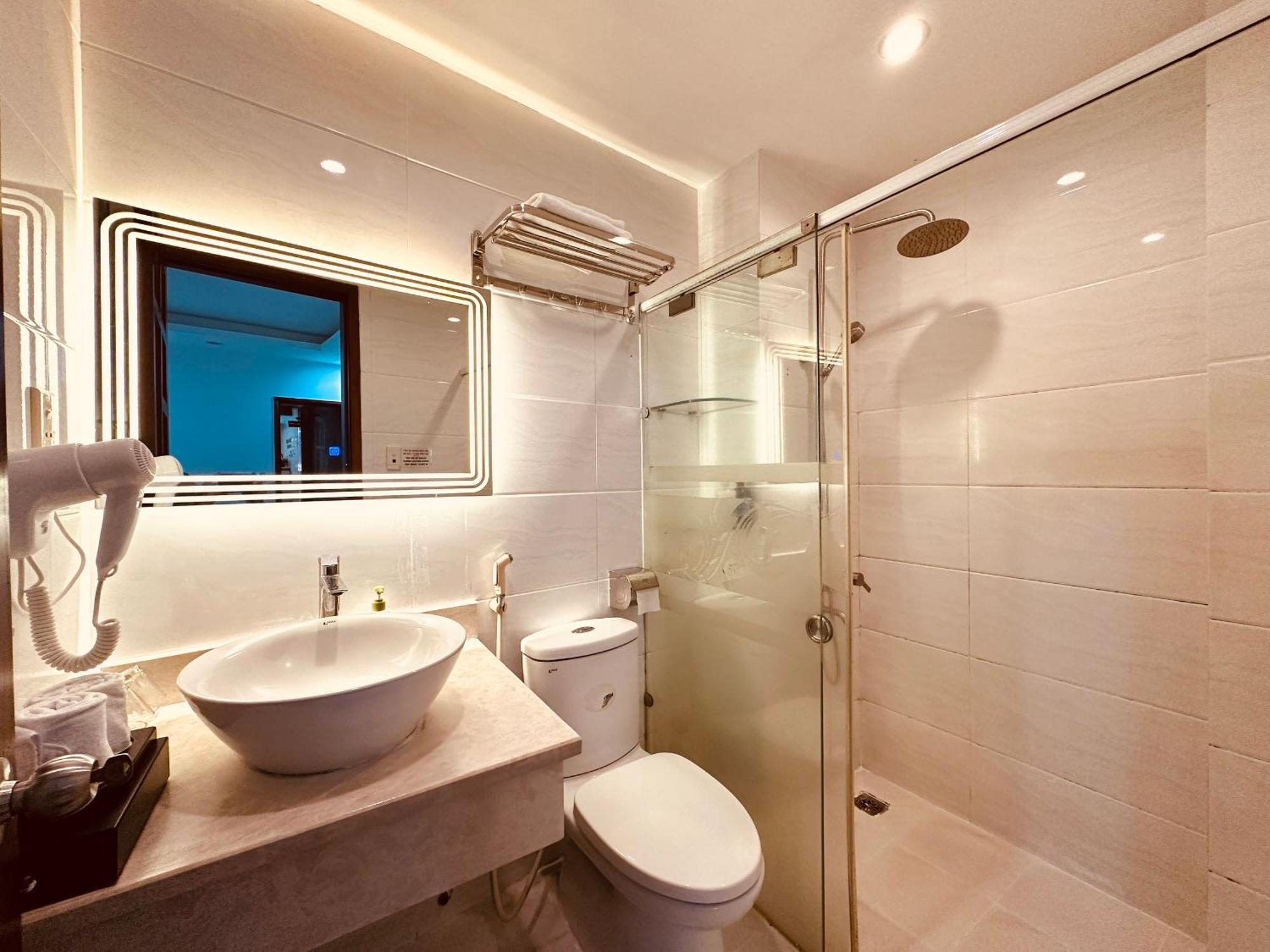 Redflower Hotel Ho Chi Minh Zewnętrze zdjęcie